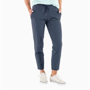 Free Fly Apparel Women's Breeze Cropped Pant - blue dusk